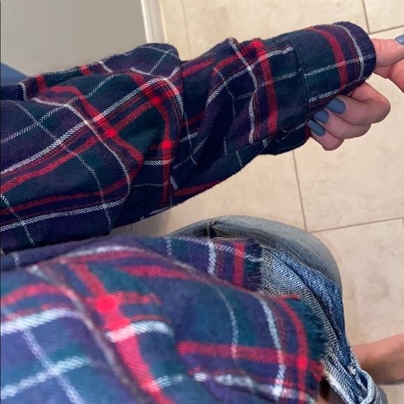 Cropped flannel - Picture 2 of 2